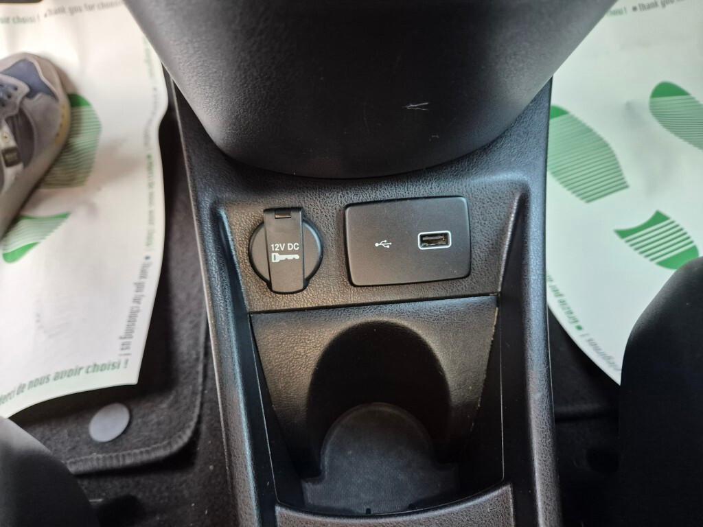 Lancia Ypsilon 1.0 5 porte Hybrid GOLD