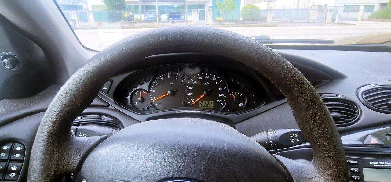Ford Focus 1.6 TDCi (100CV) cat 5p. Ambiente