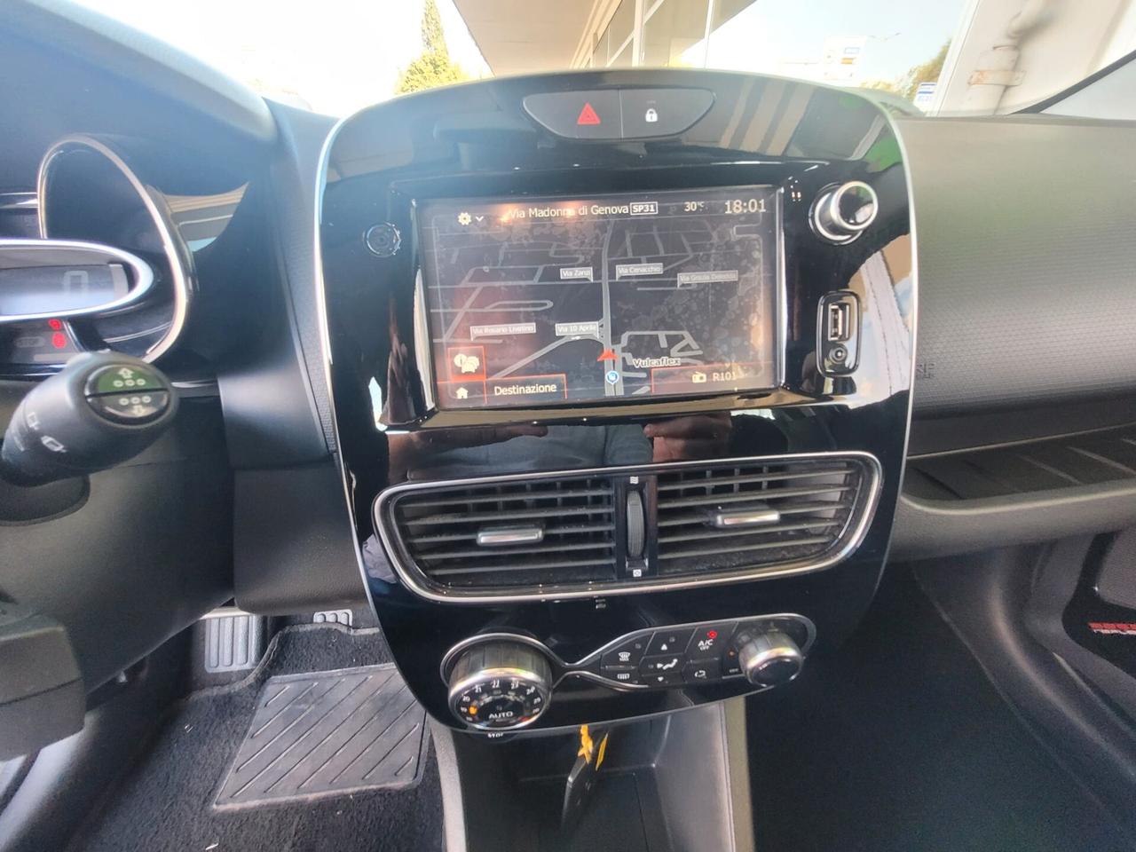 Renault Clio 1.2 75CV 5 porte Zen
