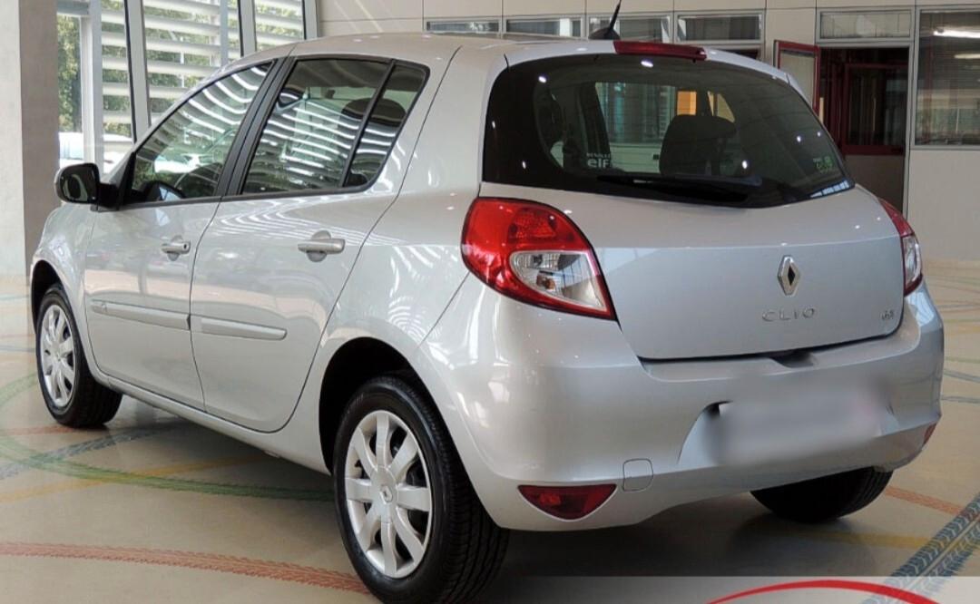 Renault Clio 1.2 16V finanziabile con garanzia