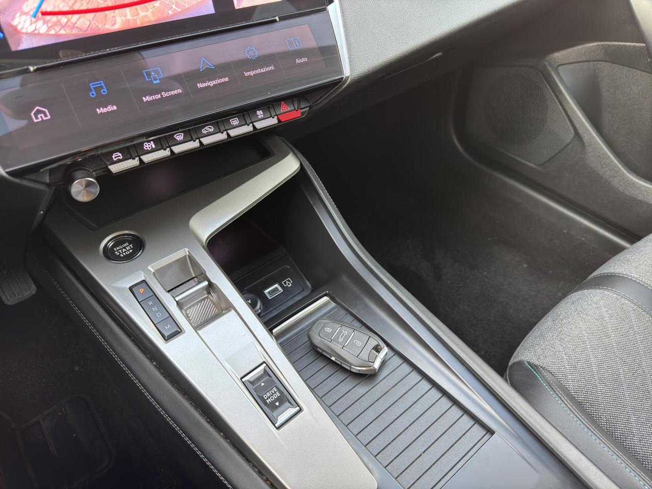 Peugeot 408 1.2 131cv puretech Allure Pack 2024