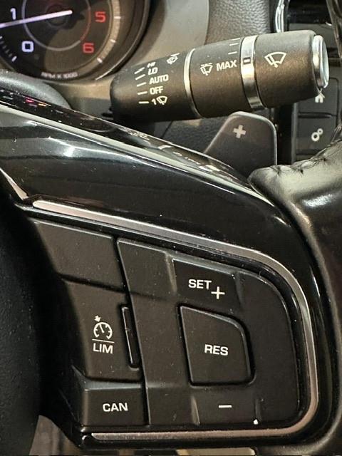 Jaguar XE 2.0 D 180 CV AWD aut. R-Sport