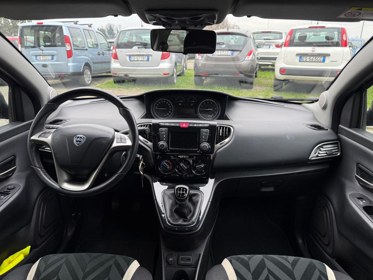 Lancia Ypsilon 1.2 69 CV 5 porte GPL Ecochic Gold