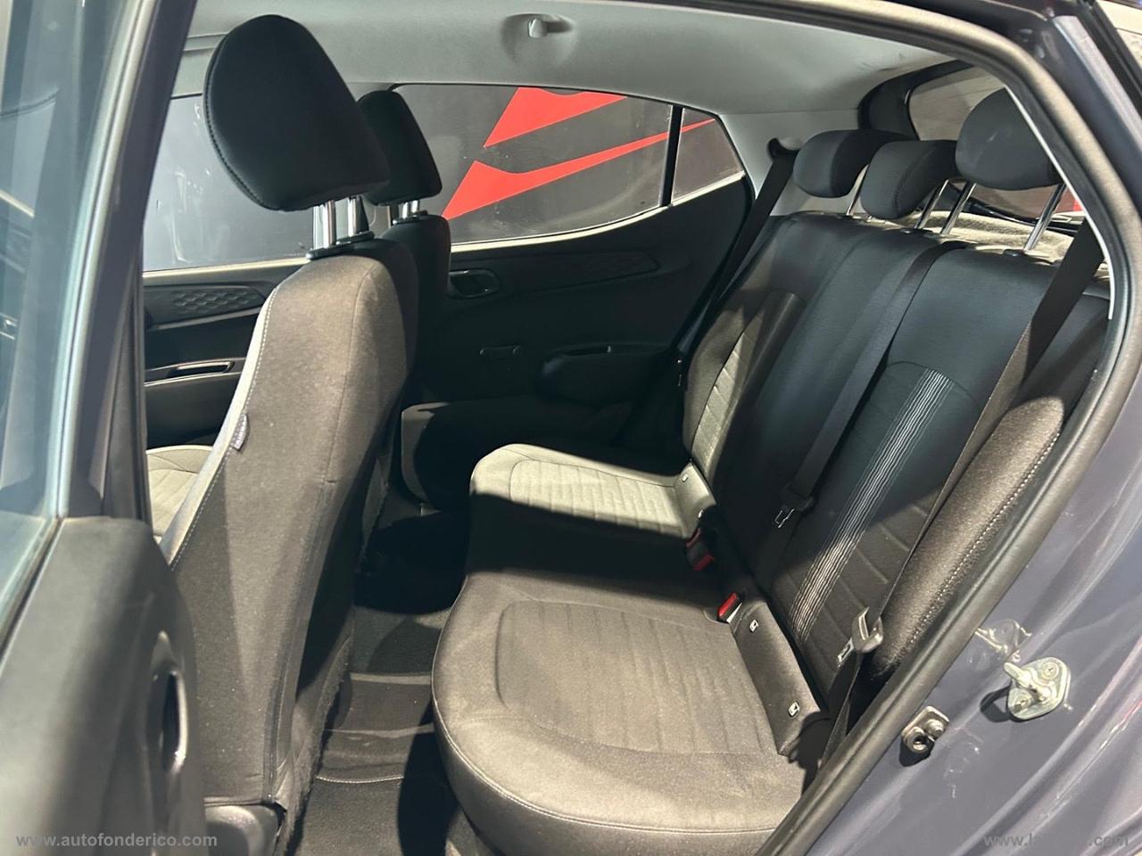 HYUNDAI i10 1.0 MPI AT Tech