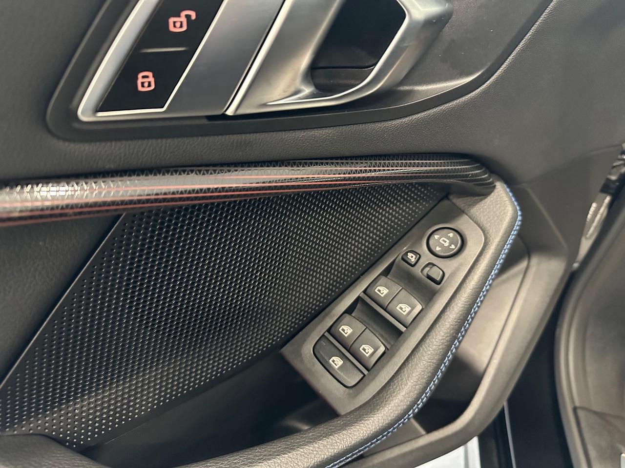 Bmw 118 118i 5p. Msport