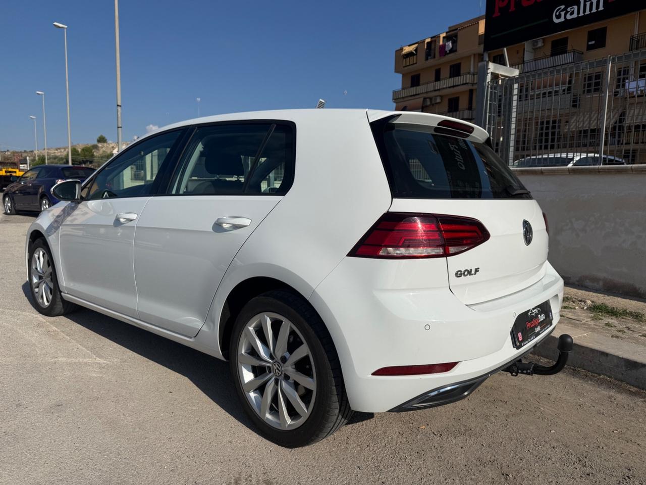 Volkswagen Golf 1.6 TDI 115CV DSG 5p. Business BlueMotion Technology