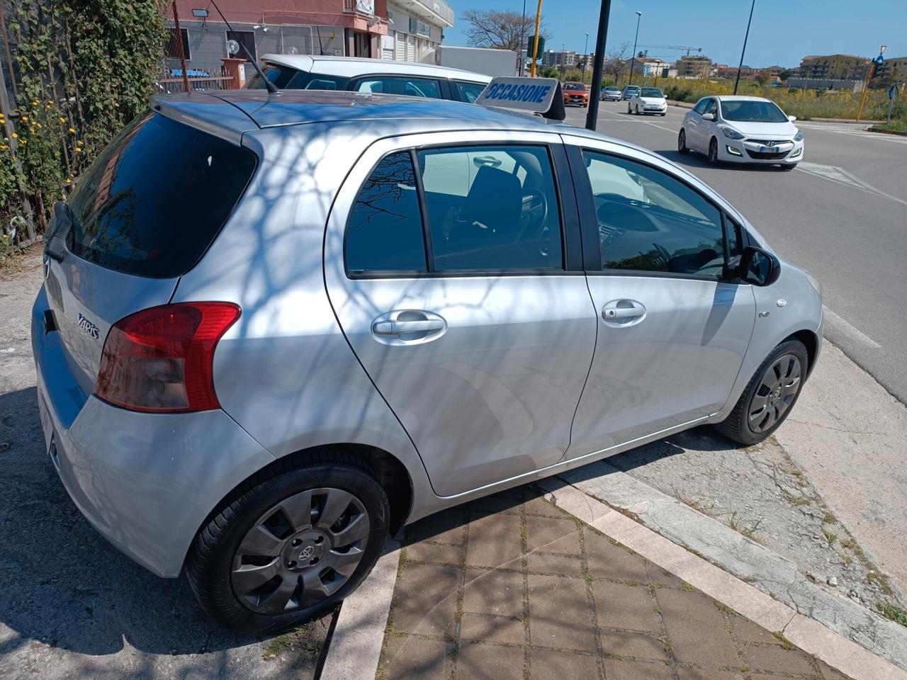 Toyota Yaris 1.4 D-4D 5 porte Sol