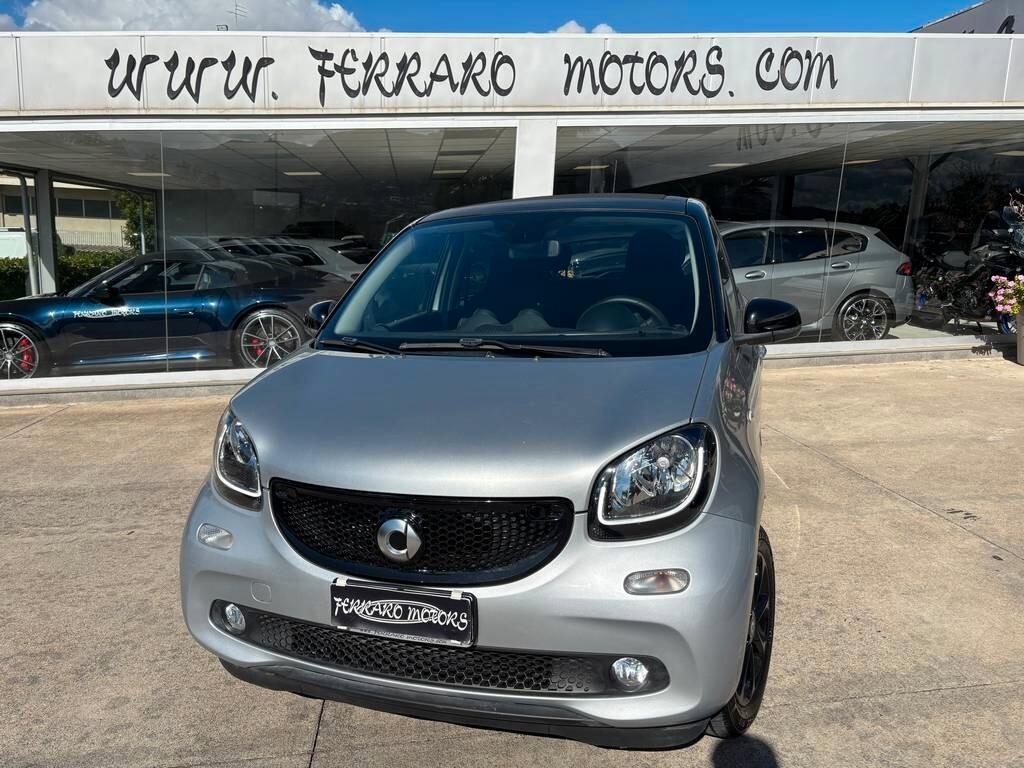 Smart ForFour 70 1.0 Passion 2016/110.000 KM Tua a soli 126 Euro al mese