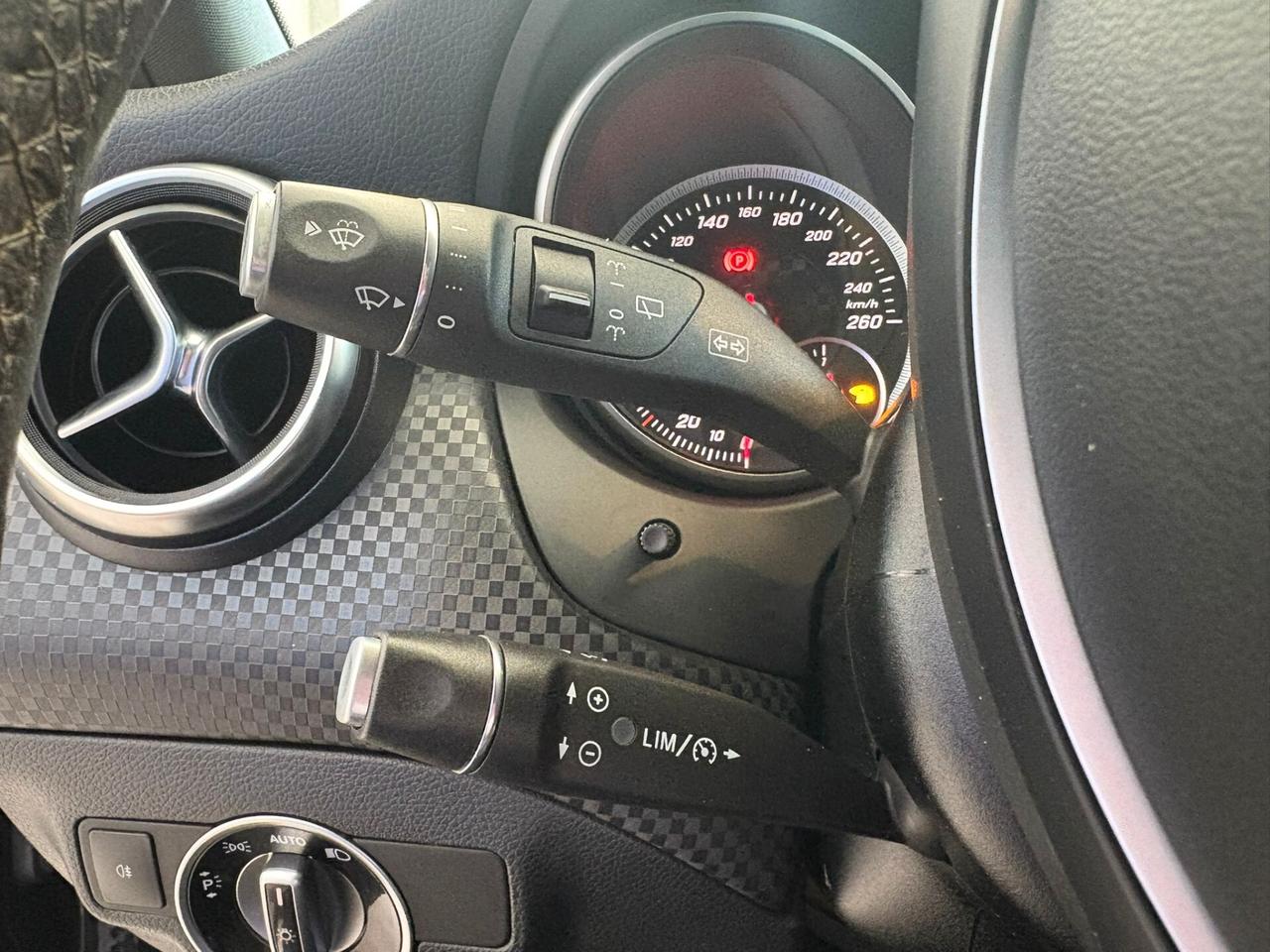 Mercedes-benz A 200 A 200 d Premium