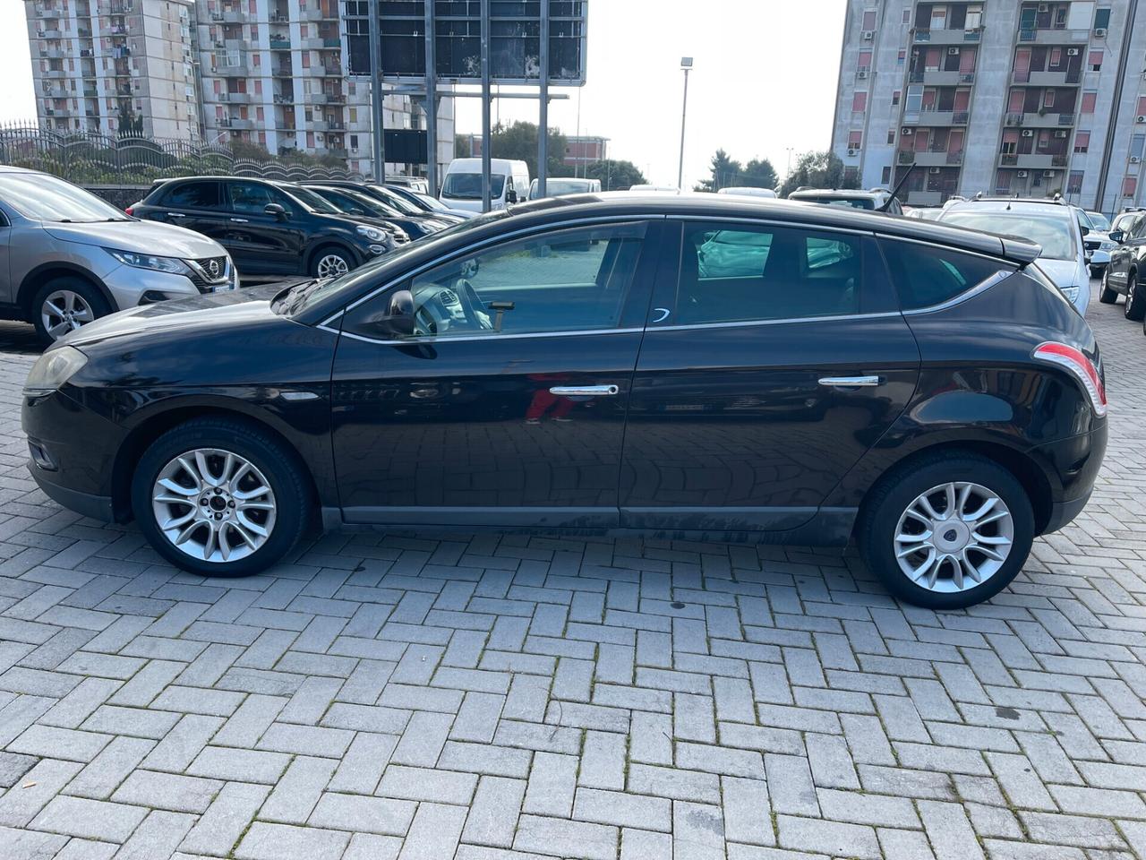 Lancia Delta 1.6 MJT DPF Platino