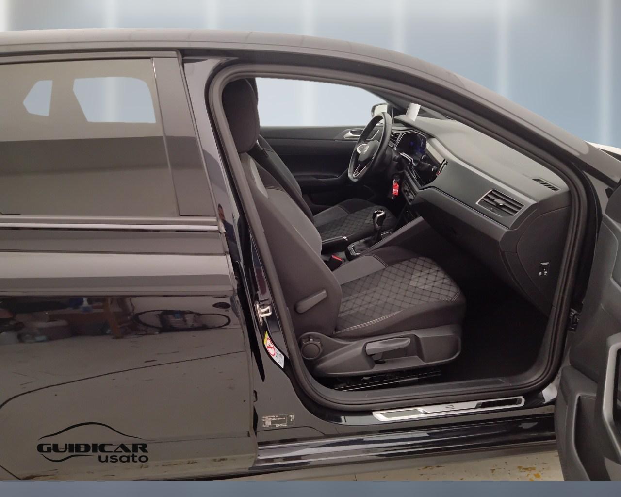 VOLKSWAGEN Polo VI 2022 - Polo 1.0 tsi R-Line 95cv