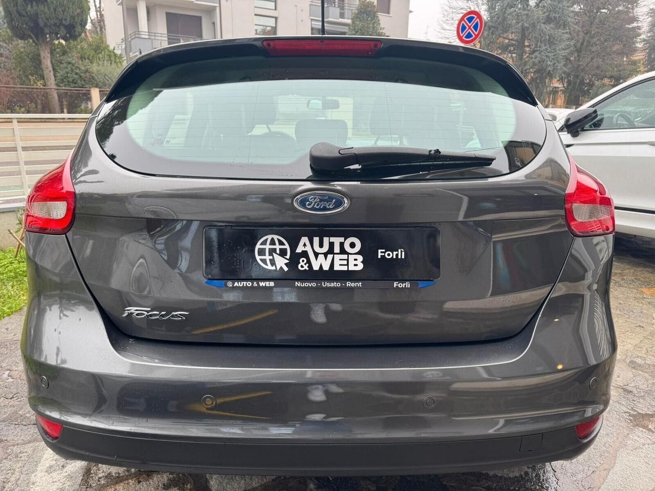 FORD FOCUS 1.5 TDCi 95cv TITANIUM NEOPAT