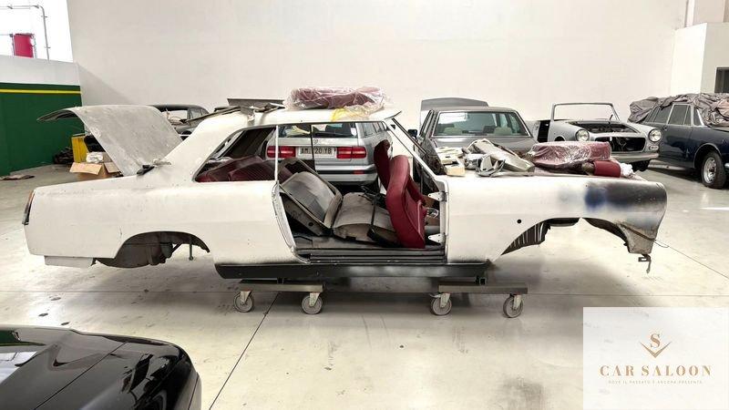 Lancia Flaminia 2.5 – 1963 - Progetto Restauro - Materiale incluso