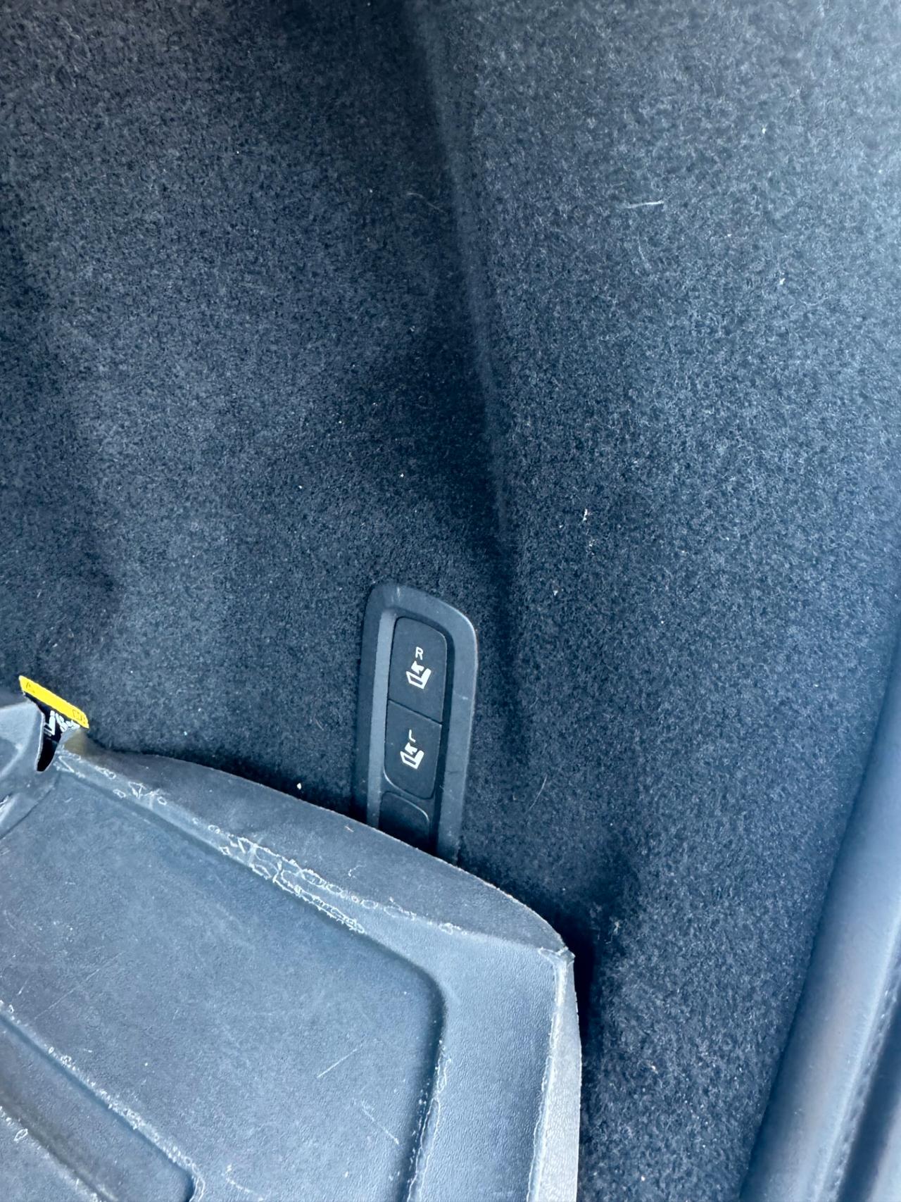 Volvo XC 60 XC60 D5 AWD Geartronic R-design