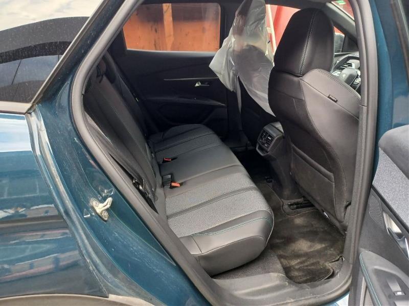 Peugeot 3008 II Allure Pack 1.5 Blue HDI Automatico Neopatentati