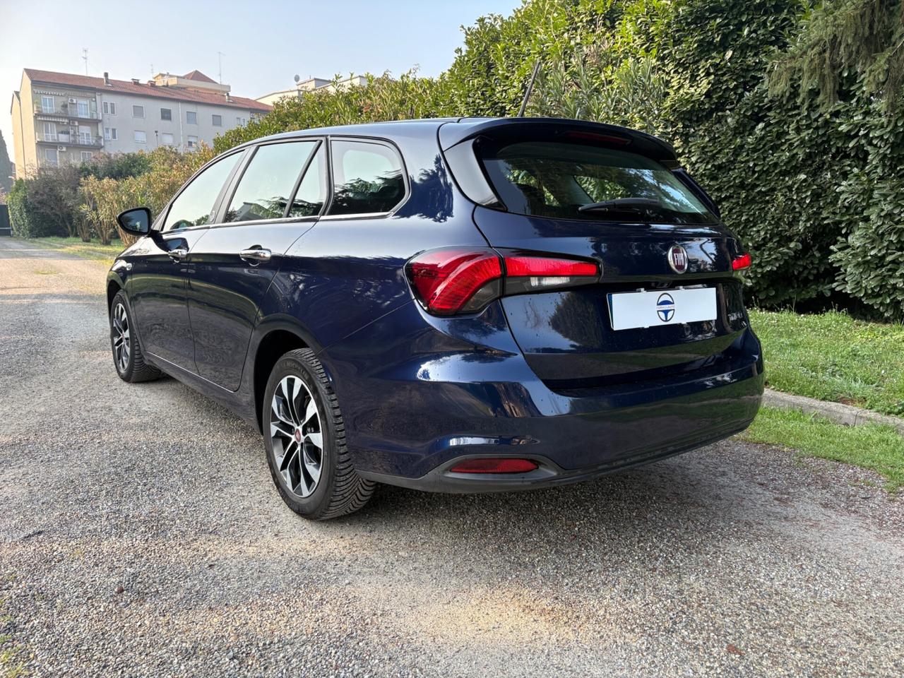 Fiat Tipo 1.6 Mjt 120cv SW Mirror - Unicoprop.