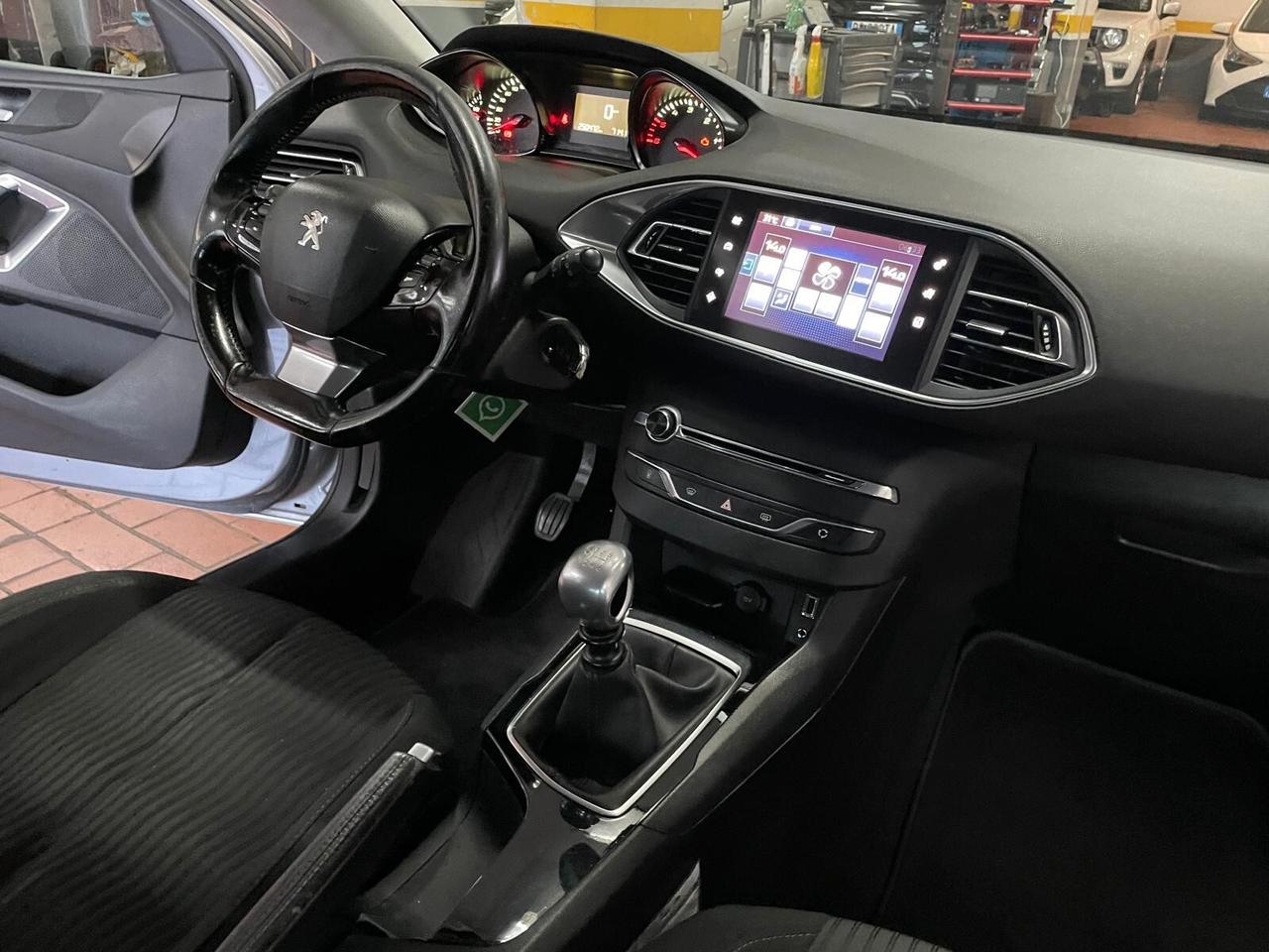 Peugeot 308 BlueHDi 120 S&S Business