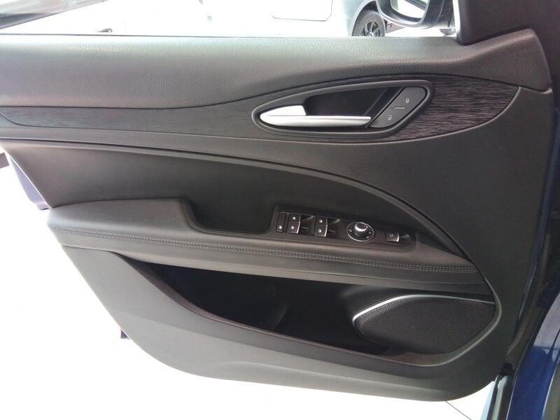 Alfa Romeo Stelvio 2.2 TD 160 CV Super Business AT8 RWD