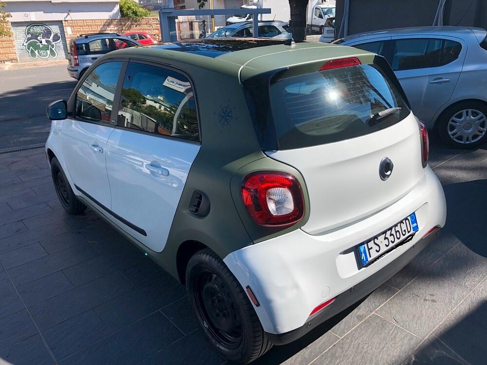 Smart ForFour 70 1.0 twinamic Youngster