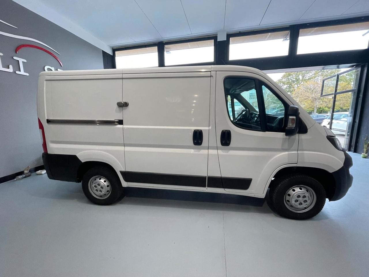 Peugeot Boxer L1H1 CARGO 130 CV KM 2.0 BLUEHDI