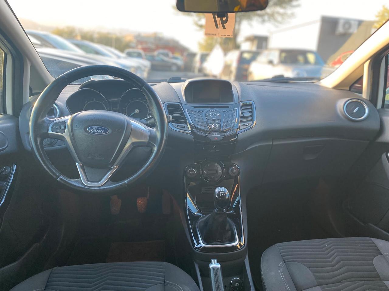 Ford Fiesta 1.5 TDCi 75CV 5 porte Titanium