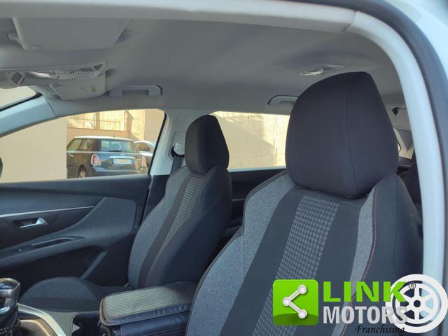 PEUGEOT 5008 BlueHDi 130 S&S Business
