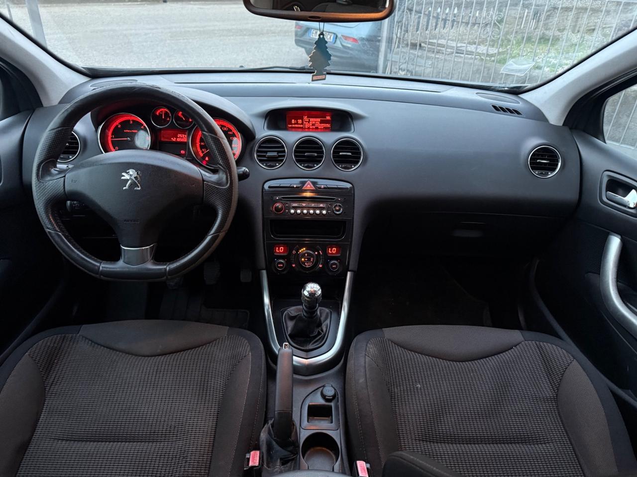 Peugeot 308 1.6 DIESEL START&STOP 2013 NEOPATENTATI