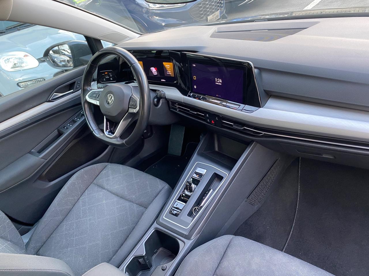 Volkswagen Golf 1.0 eTSI EVO DSG Life - CAMBIO AUTOMATICO