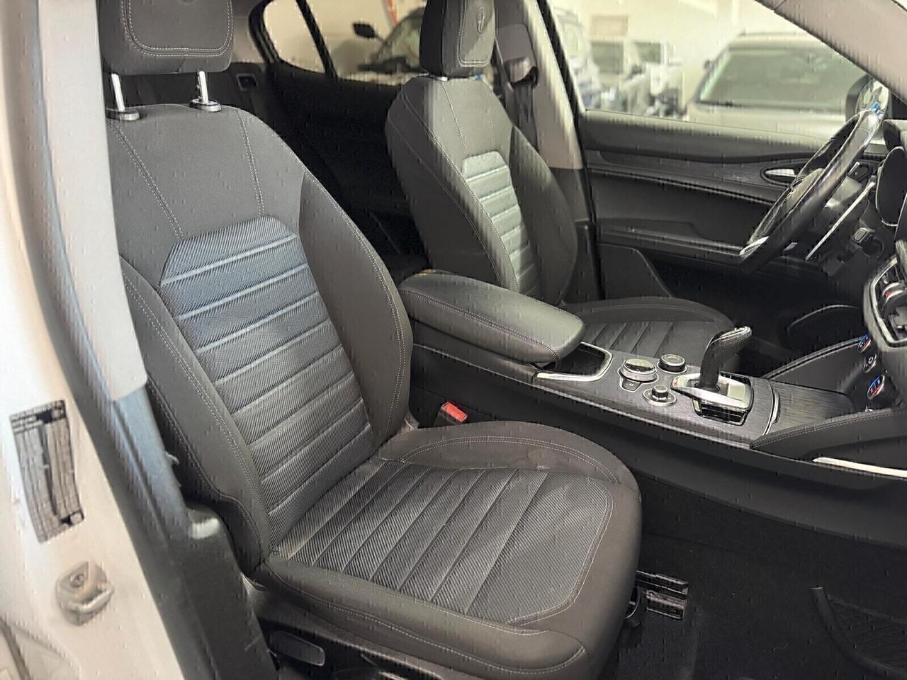 Alfa Romeo Stelvio 2.2 Turbodiesel 190 CV AT8 Q4 Executive