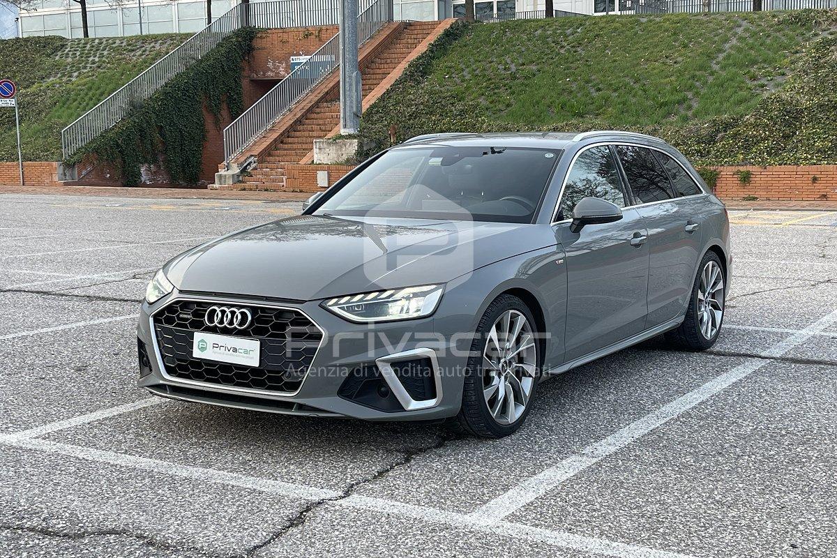 AUDI A4 Avant 40 TDI quattro S tronic S line edition