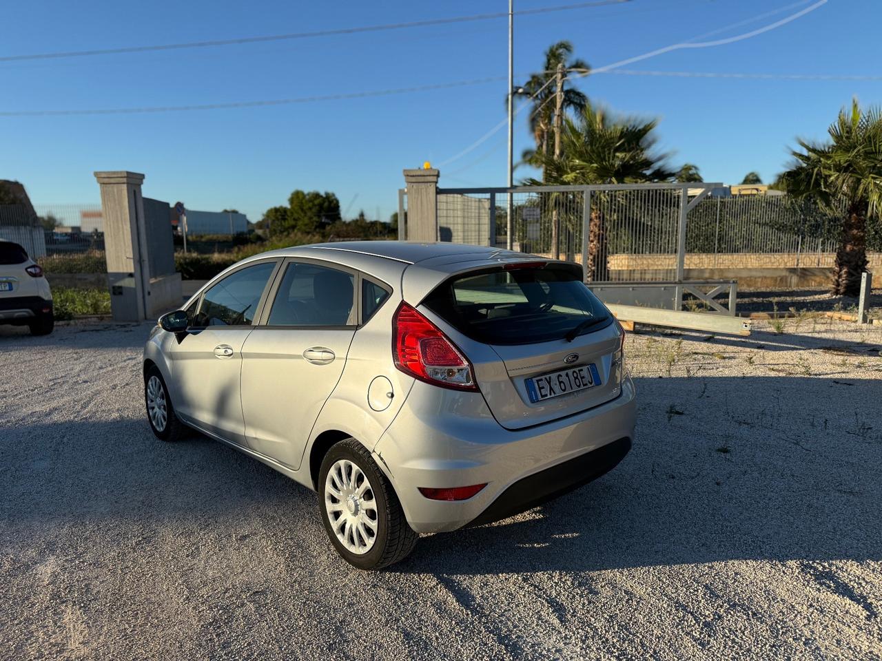 Ford Fiesta 1.5 TDCi 75CV 5 porte
