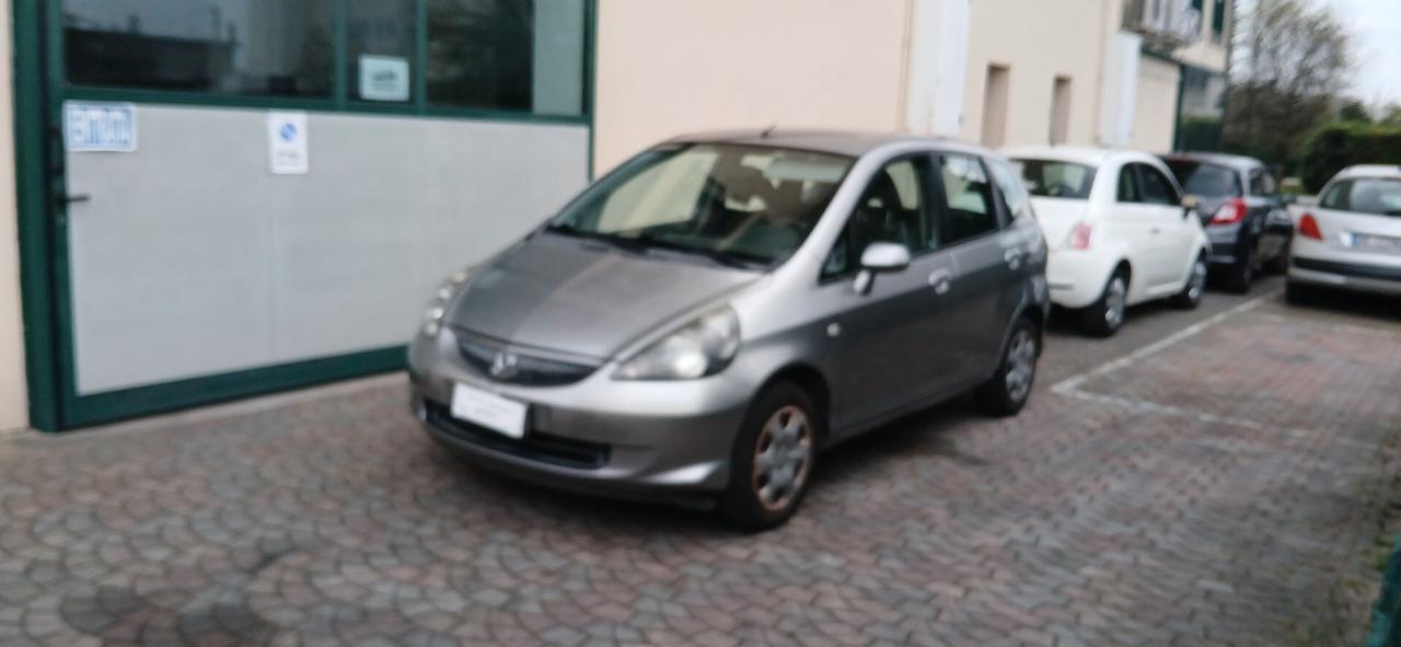 Honda Jazz 1.2 i- neopatentati