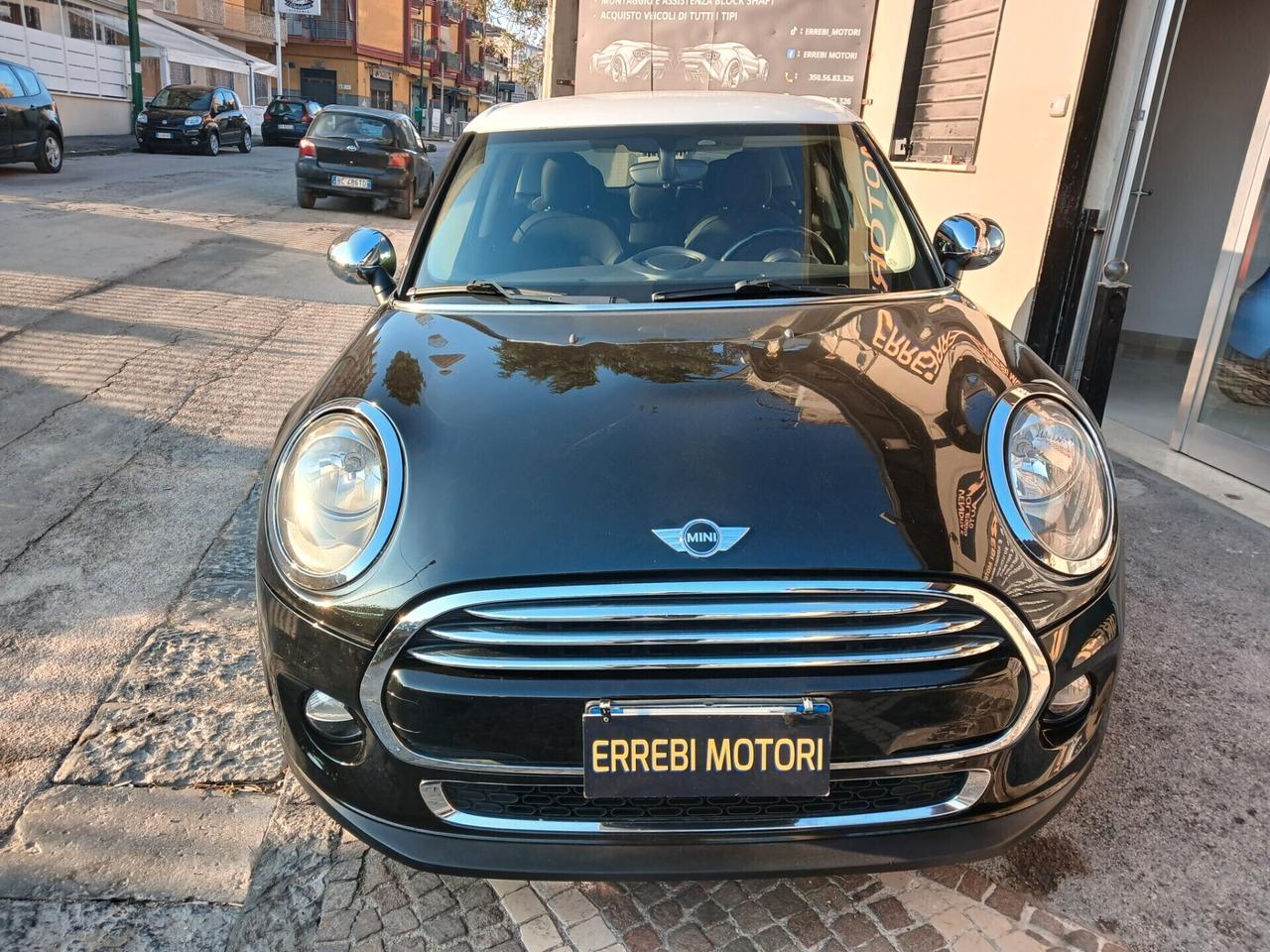 Mini 1.5 Cooper D 5 porte AUTOMATICO