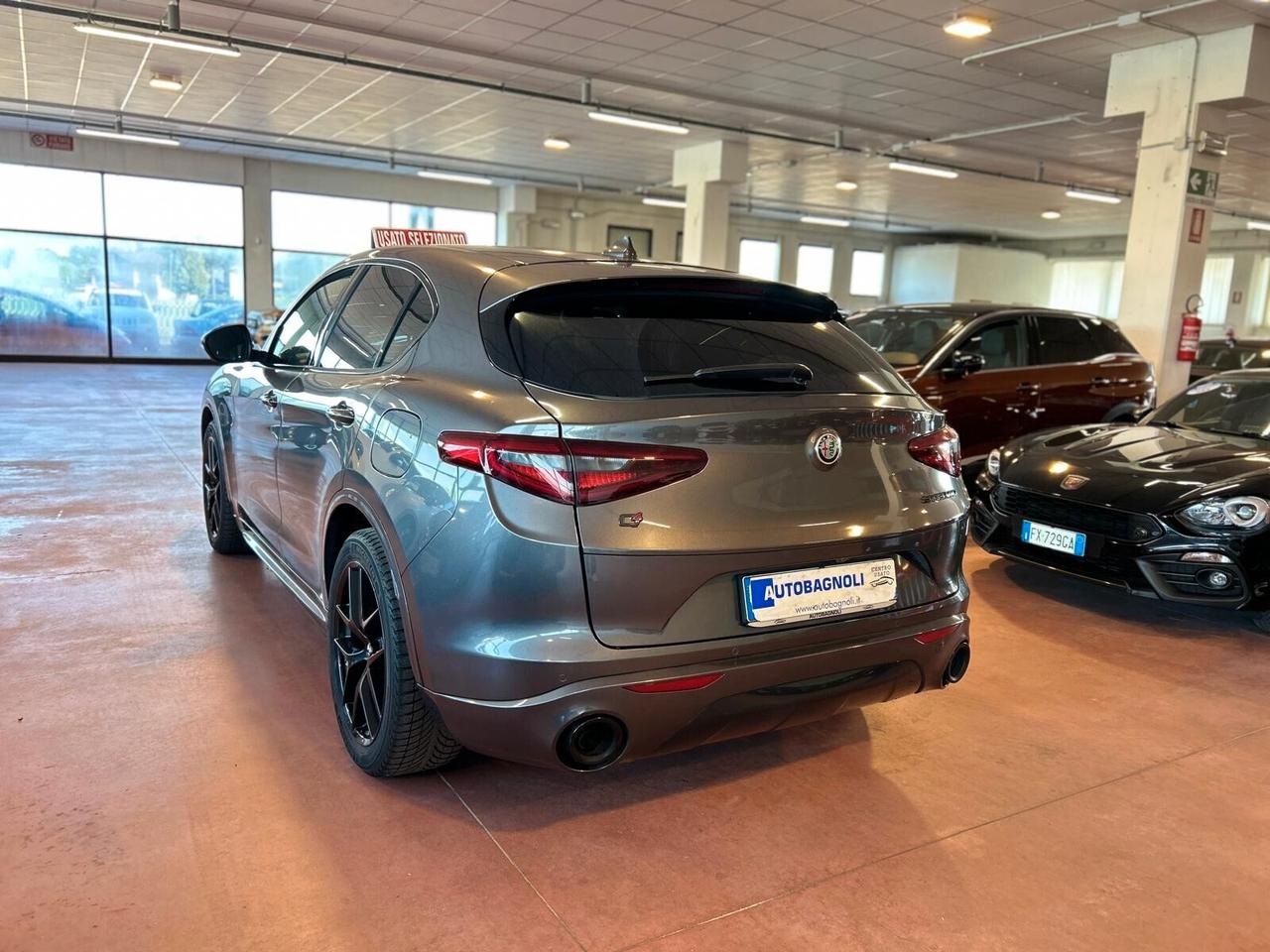 Alfa Romeo Stelvio VELOCE 2.2 Turbodiesel AT8 Q4 SPOTICAR