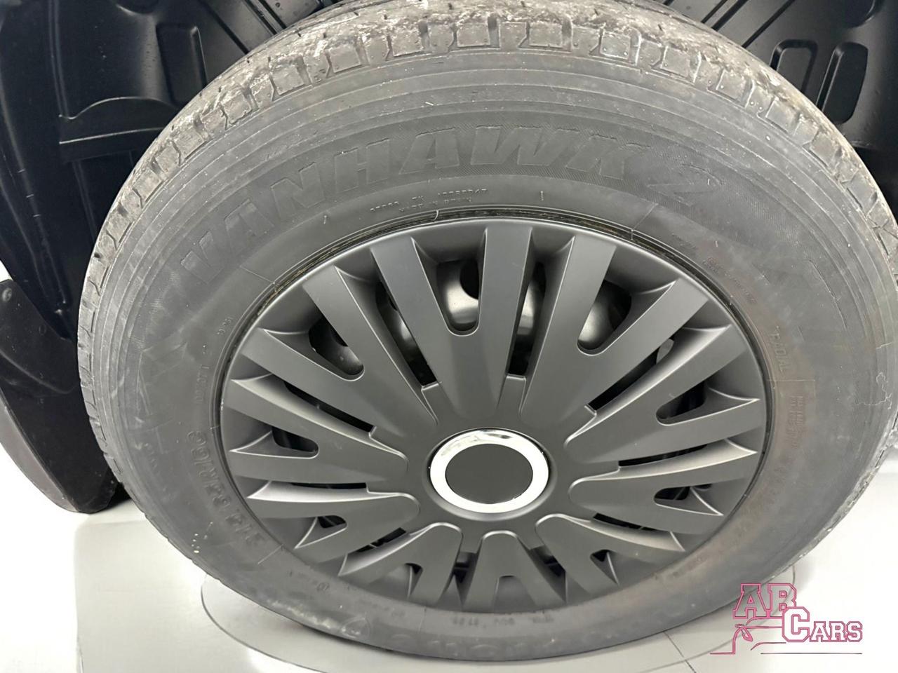 Ford Transit Custom 2.0 TDCi 130 PC Combi 9 POSTI