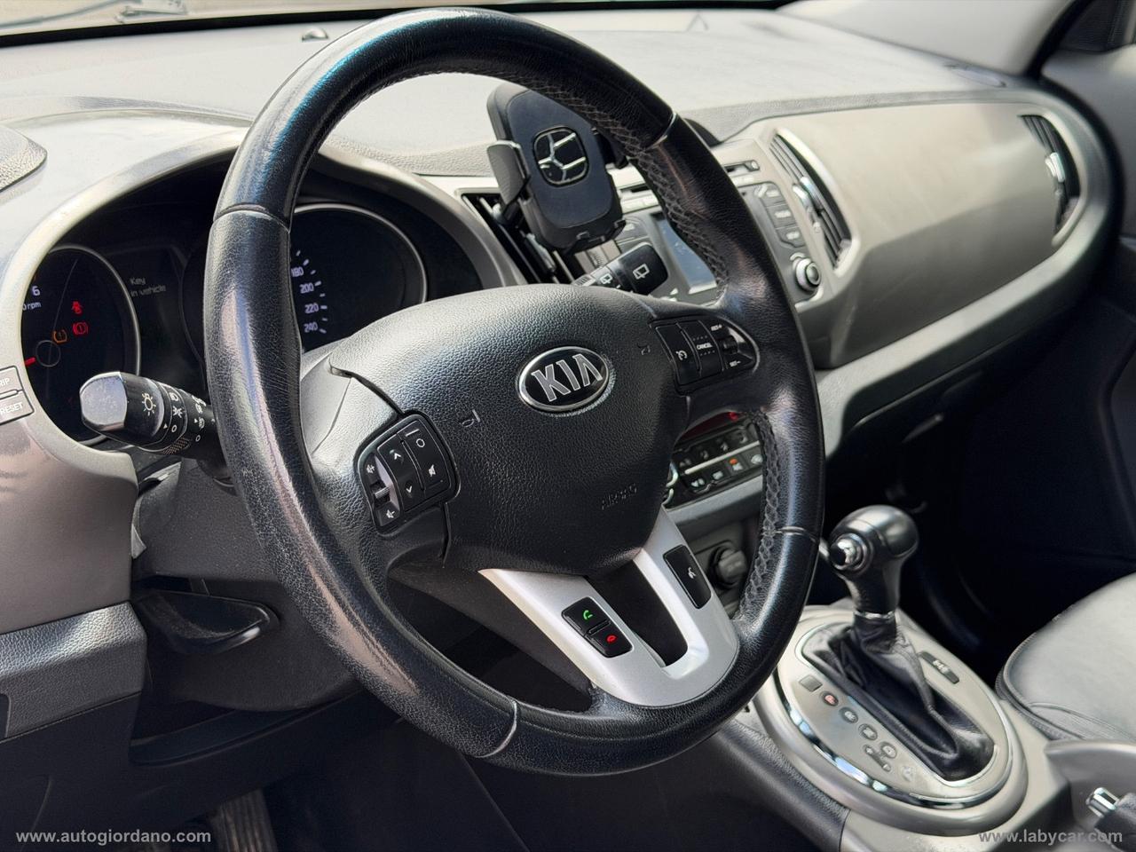 KIA Sportage 2.0 CRDI AWD REBEL GANCIO TRAINO - 4X4