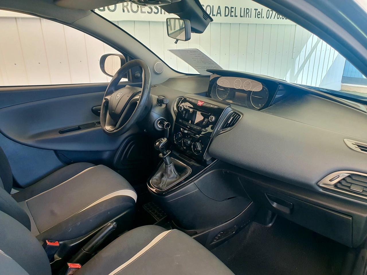 Lancia Ypsilon 1.2 BENZ. - 2014 - KM. 131.000 - NEOPATENTATI