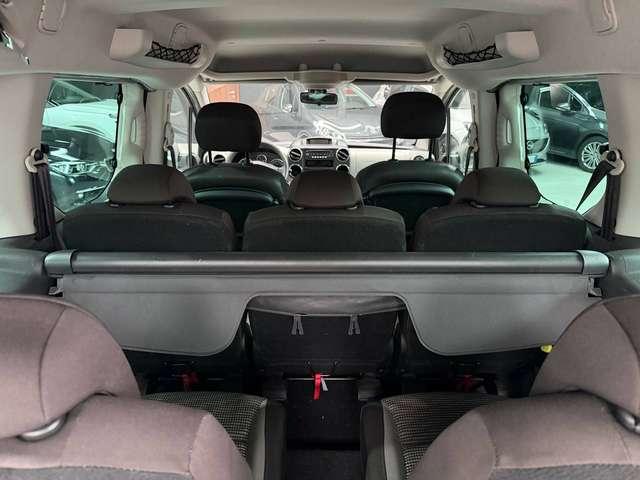 Peugeot Partner Neopatentati GPL 7 Posti