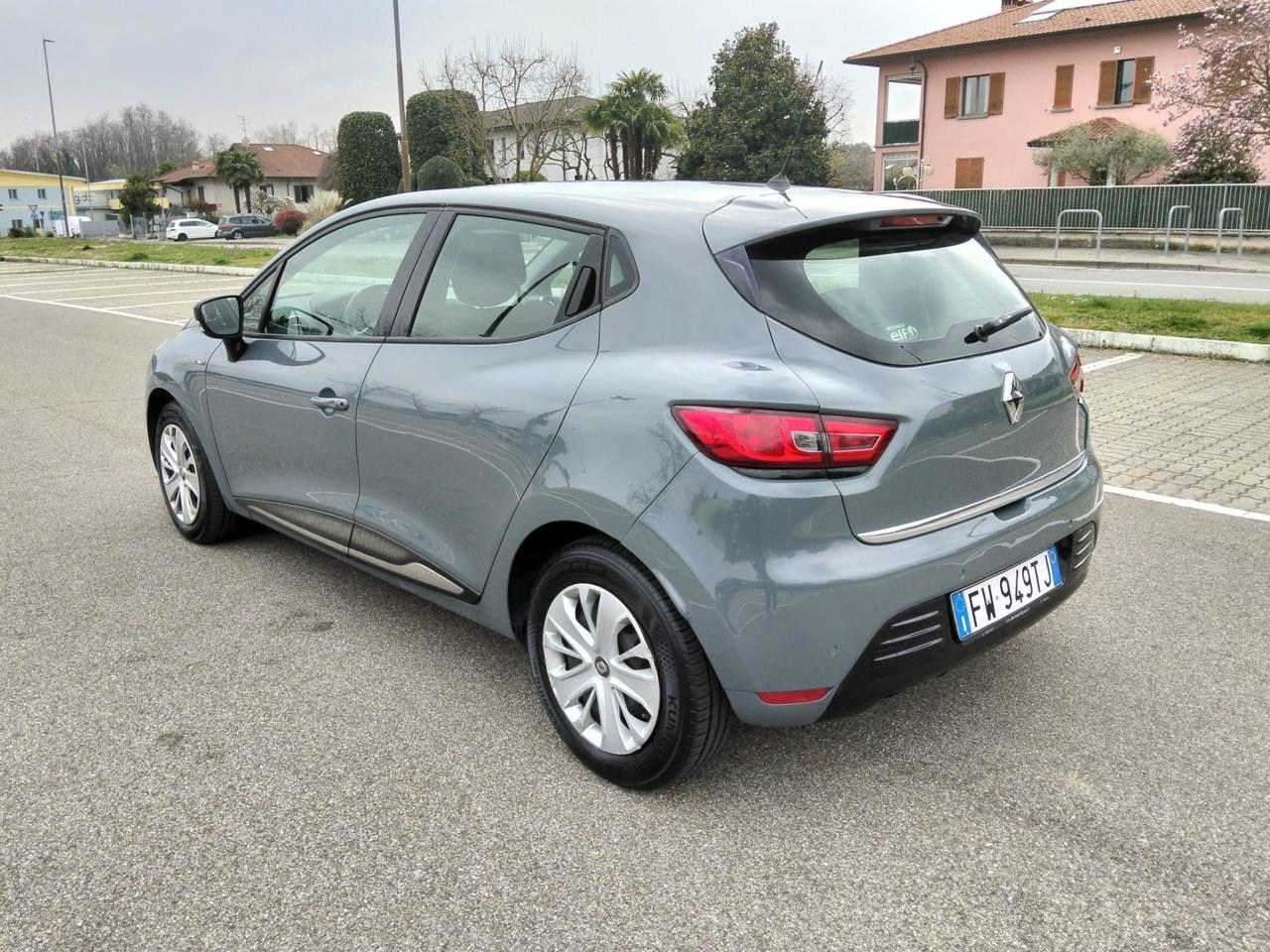 Renault Clio TCe 12V 75CV 5P Moschino*Navi*Camera*Euro 6