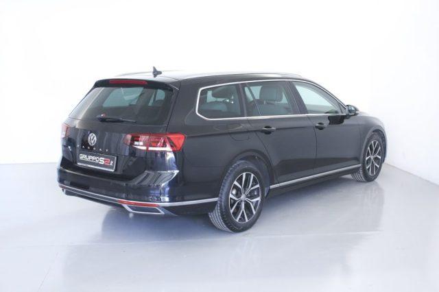 VOLKSWAGEN Passat Variant 2.0 TDI SCR EVO DSG Executive