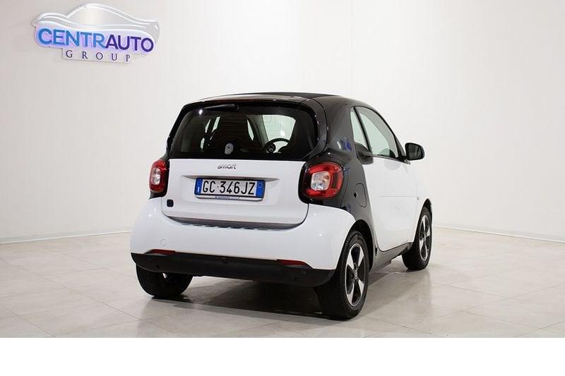 smart fortwo EQ Passion