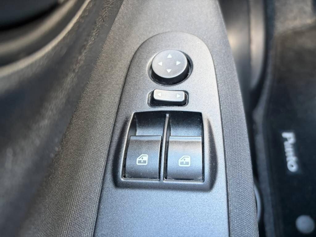 Fiat Punto 1.2 8V 5 porte Street