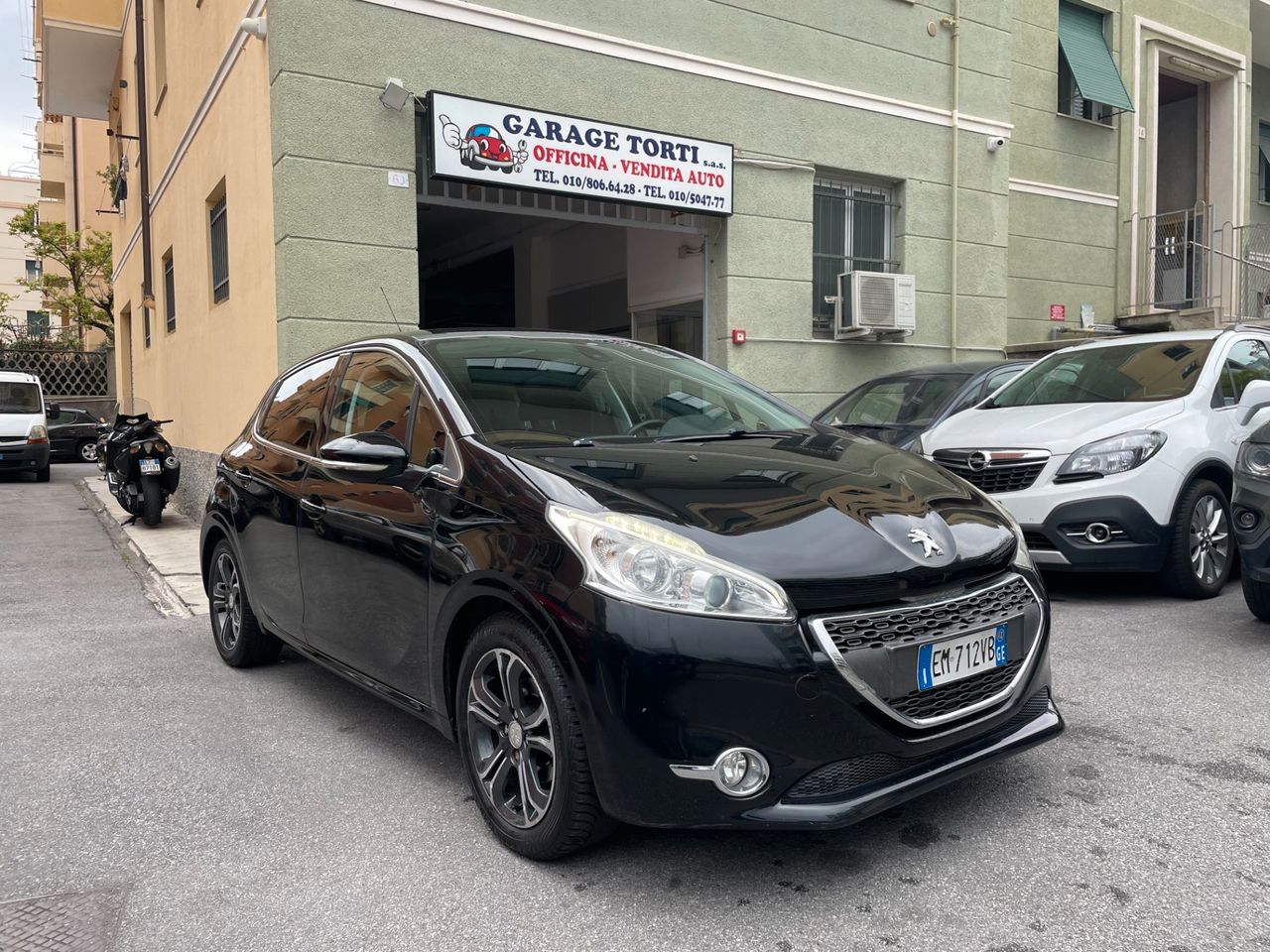 Peugeot 208 1.4 HDi 68 CV 5 porte Allure DISTRIBUZIONE e FRIZIONE NUOVE