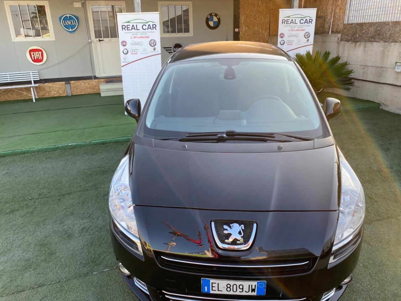 Peugeot 5008 1.6 HDi 112CV Allure Anno 2012