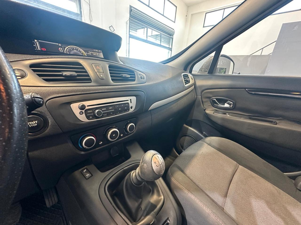 Renault Scenic Scénic 1.5 dCi 110CV EDC