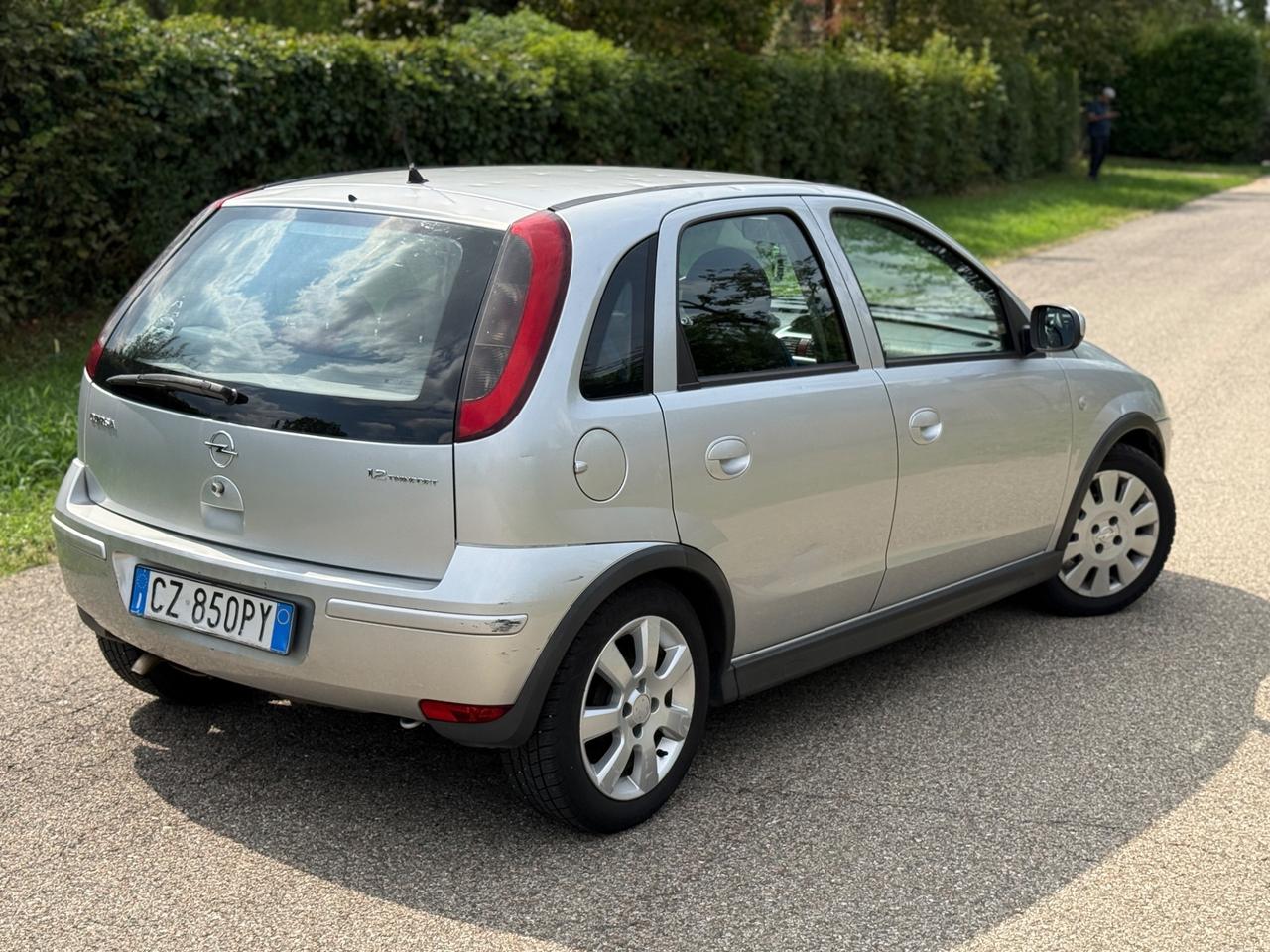 Opel Corsa 1.2 5 porte Easytronic Club