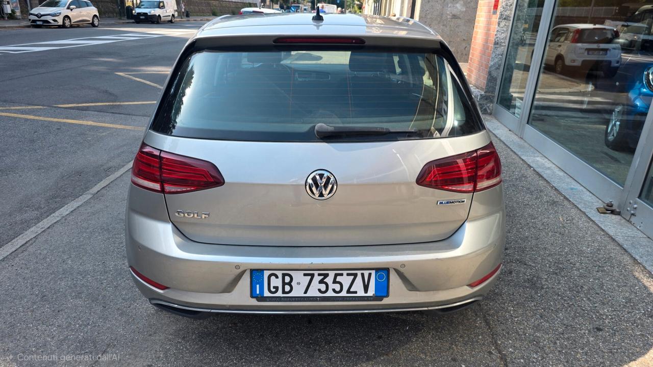 Volkswagen Golf 1.5 TGI DSG 5p. Trendline BlueMotion Technology