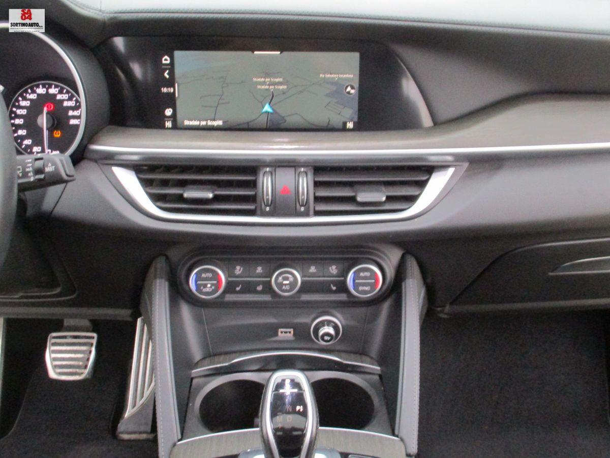 A.R.Stelvio 2.2 T.diesel 190CV AT8 Q4 TI-2021 FULL