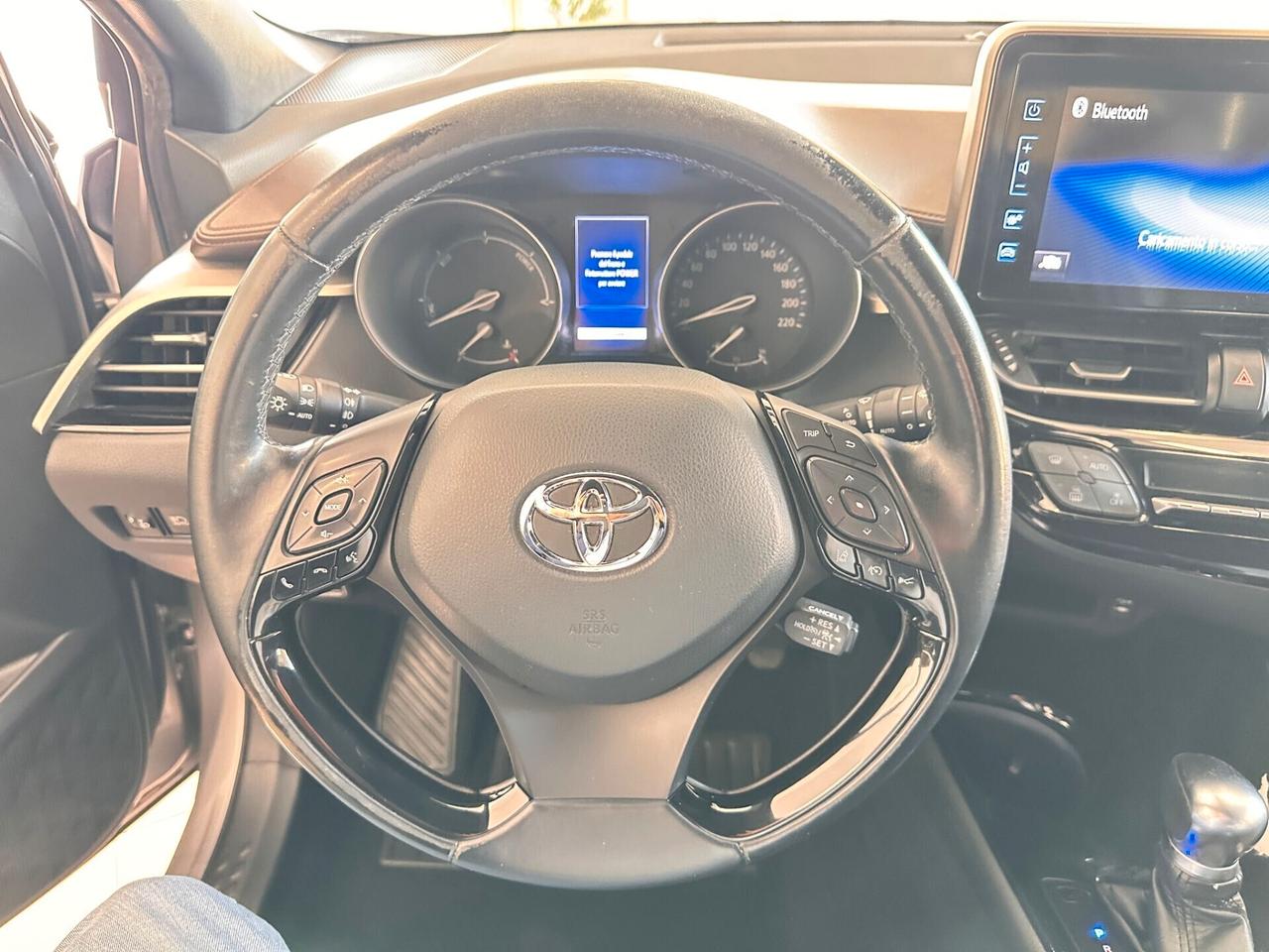 Toyota C-HR 1.8 Hybrid E-CVT Lounge
