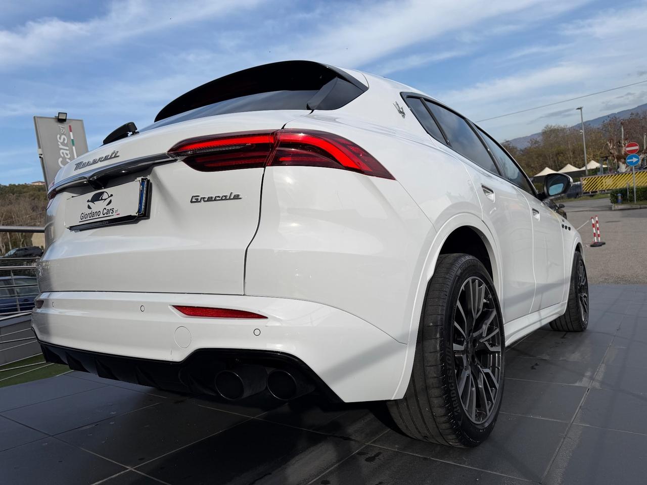 Maserati Grecale MHEV 300 CV AWD GT tetto apribile